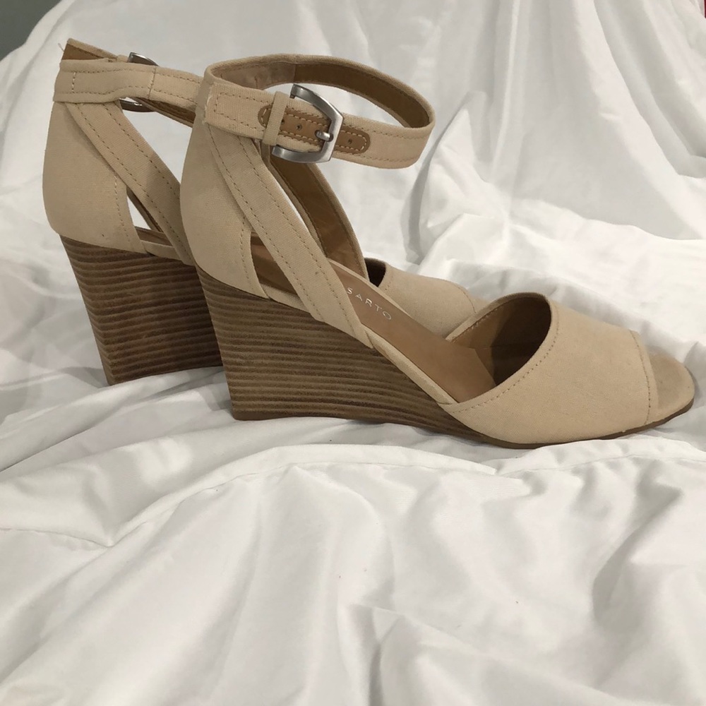 Franco Sarto Cream Wedge Sandals